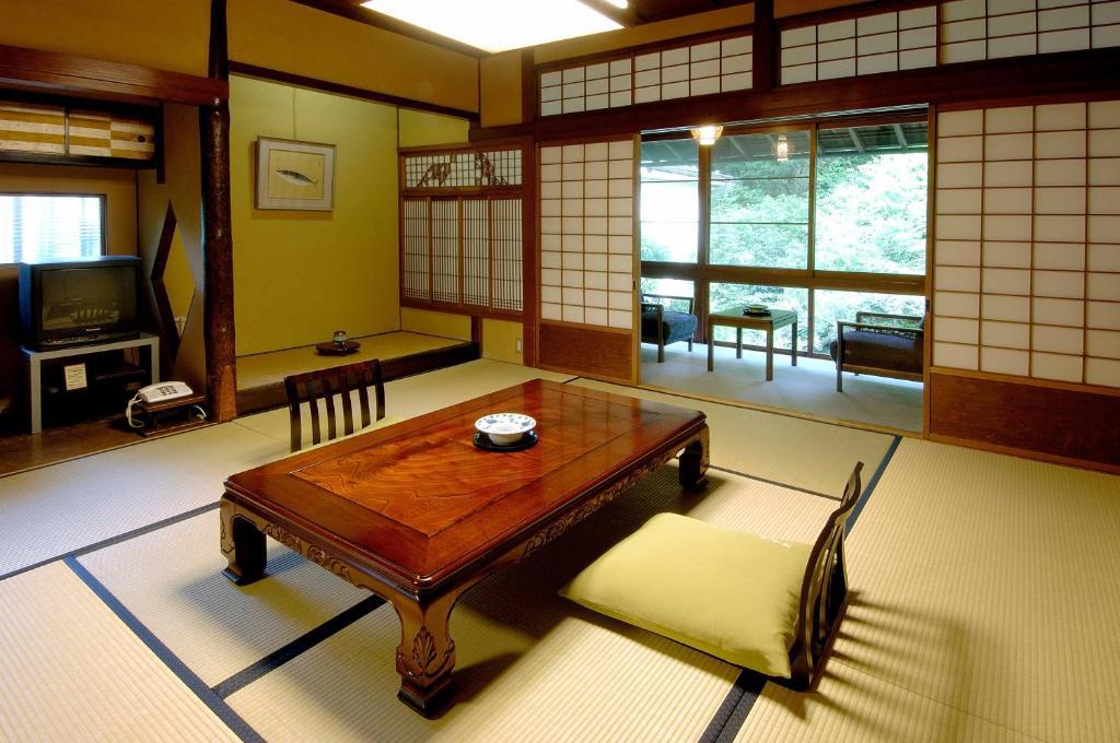 Yutouya Ryokan Toyooka  Habitación foto